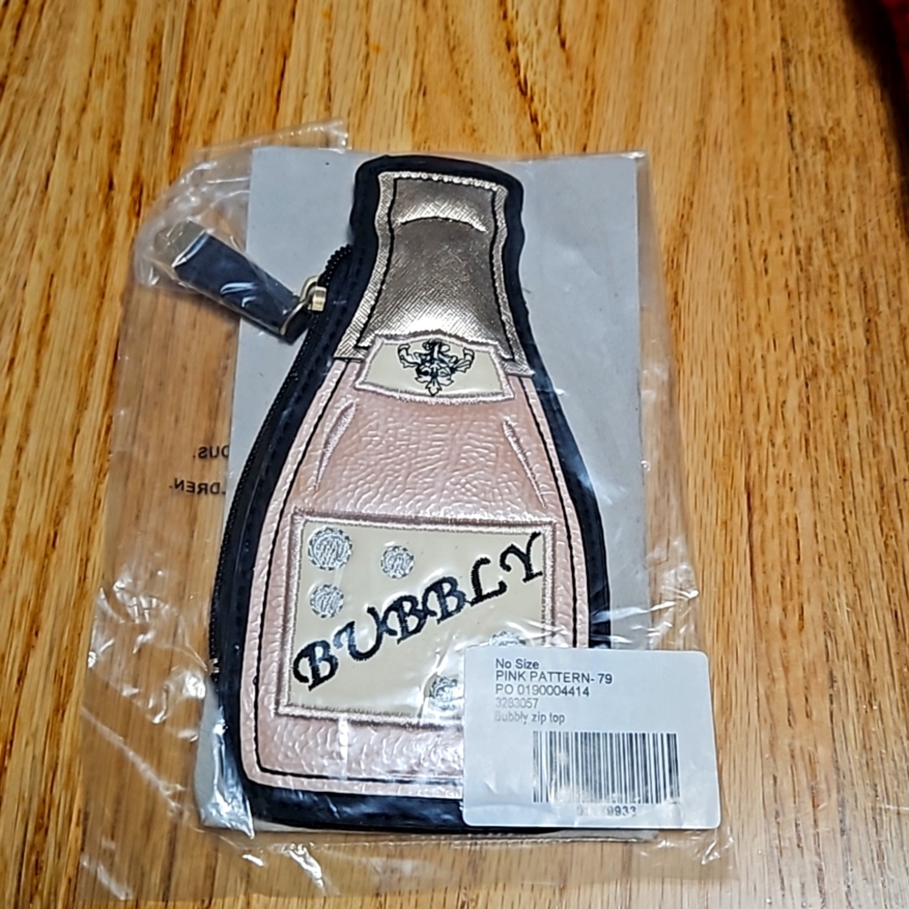 Bubbly coin purse